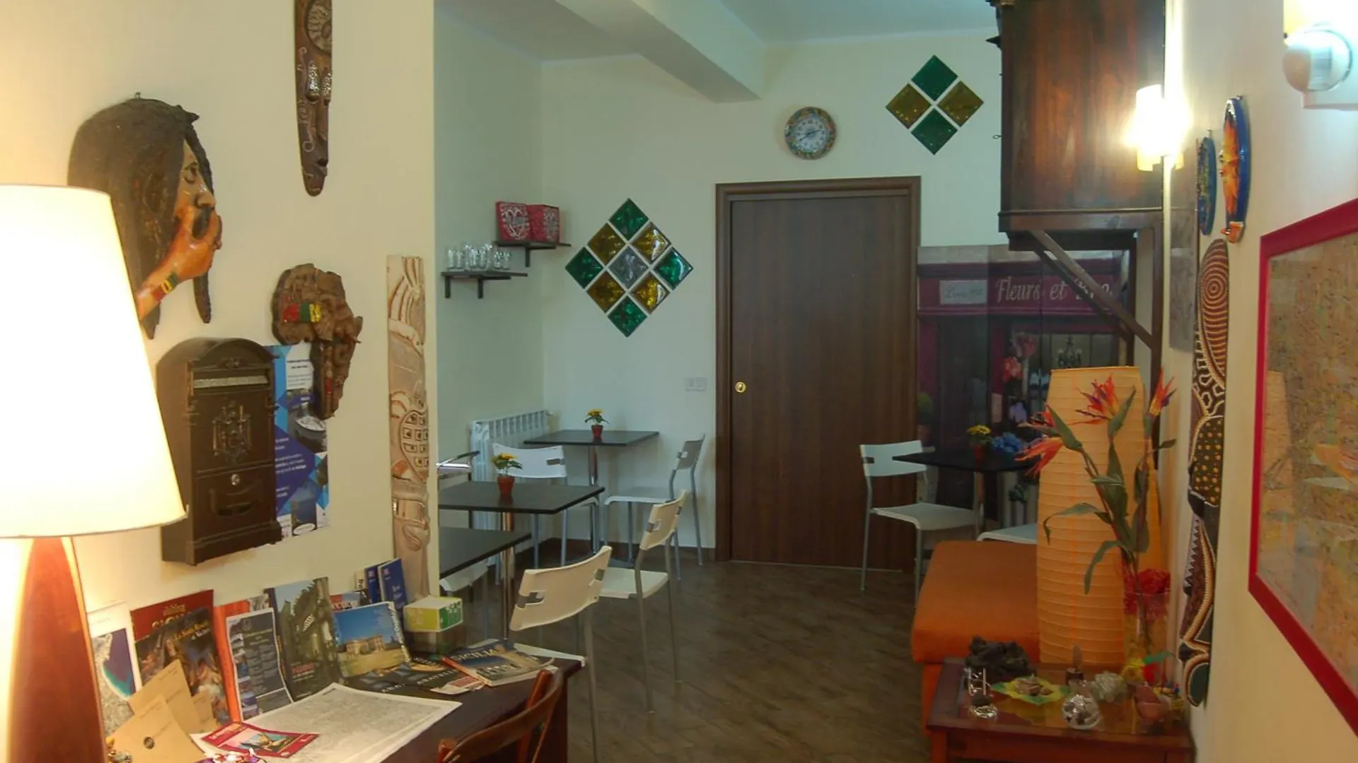 Hotel Antadia Palermo 0*,  Italia